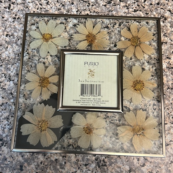 Pressed flower picture frame - Picture 2 of 4